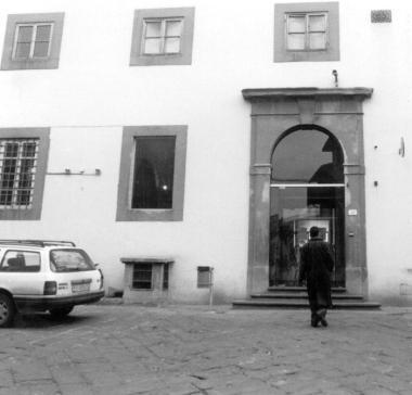 Il palazzo del vecchio ospedale in via Paladini 