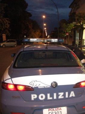 Una volante della polizia
