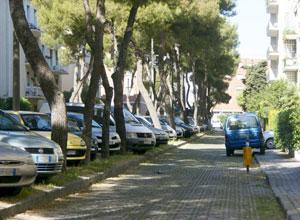 Fabbricotti, stress da parcheggio La circoscrizione ipotizza la lettera