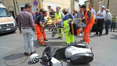 I soccorsi al ferito nell’incidente di Spazzavento