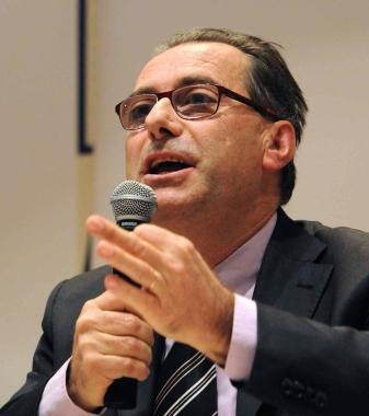 Il vice sindaco Mazzanti A destra i lavori per il parcheggio 