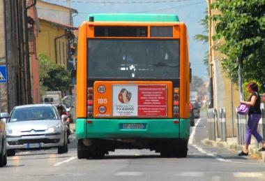 Lassessore Milaneschi e un bus per Quarrata 