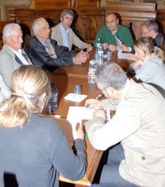 Un momento dellincontro che si &egrave; svolto ieri in sala consiare 