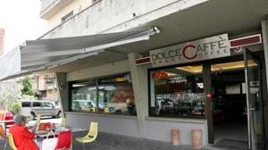Baristi perseguitati dai ladri ma stavolta suona l'allarme che li fa fuggire a mani vuote