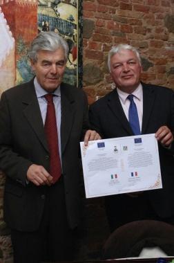 Il sindaco Toni col collega francese