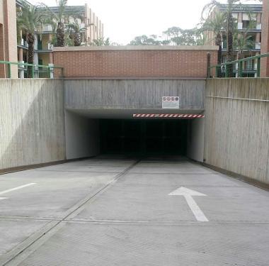 Lingresso del parcheggio 