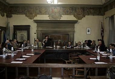 Lex sindaco Abenante e una seduta del consiglio 