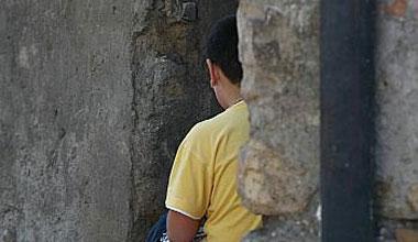 Dolci e birra poi la violenza Pedofilo condannato a 9 anni