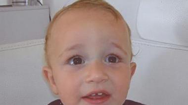 UN ANNO PER DIEGO Oggi il piccolo Diego spegne la sua prima candelina. Tanti auguri con affetto ...