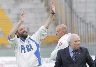 <b>AC PISA. </b>Nella foto grande Pagliari col presidente Battini; qui sotto Antonio Schetter   
