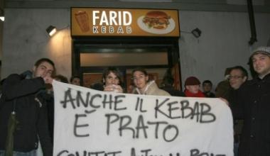 Divieti ai negozi multietnicila Provincia denuncerà il Comune
