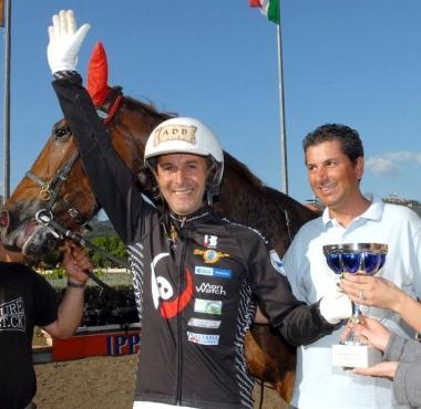 Max Lelli è un asso anche sul sulky