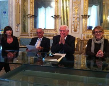 Il sindaco con il cda che si &egrave; dimesso 