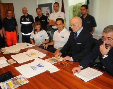 Un momento della conferenza stampa in questura 