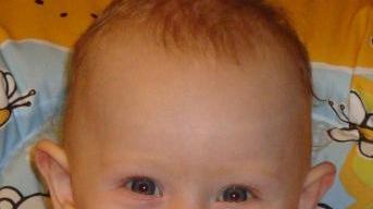 UN ANNO PER LISA «Affettuosi auguri a Lisa che compie un anno, dai nonni, dai genitori, ...