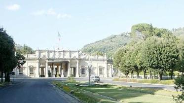 In piazza Domenico Giusti, davanti al Tettuccio, si andrà a piedi