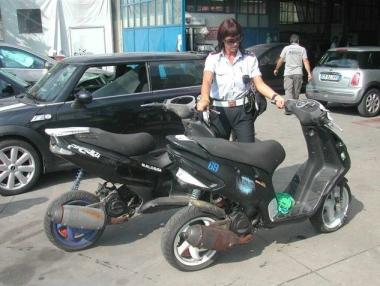 Due motorini fermati per le marmette fuori norma 