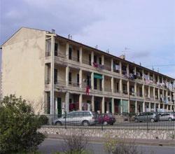 In trecento presenti al sorteggio ma le case popolari sono quindici