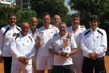 La formazione del Ct Etruria Over 45 campione toscana 