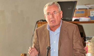 Il vicesindaco Mario Tuci lancia lallarme per le liste dattesa nelle scuole materne pubbliche 