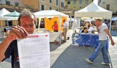 Stangata sul mercatino in piazza della Sala, multe da 5.000 euro