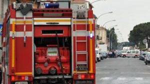 A 84 anni sfascia e allaga la casa della sua giovane "amata"