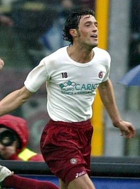 <b>COLOMBO.</b> Qui in maglia Livorno 