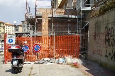 Cantieri senza fine lungo gli scali 
