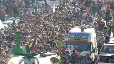 Il corteo antiproibizionista