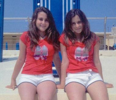 ABBRACCI A NICOLE E COLETTE