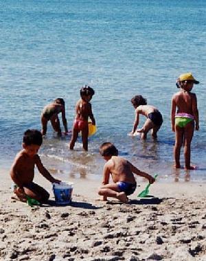 Bimbi al mare 