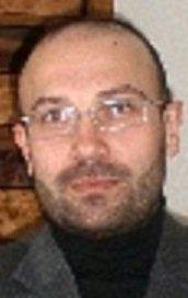 Ultimi ritocchi al pool di Mazzanti