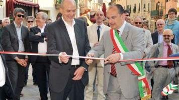 Il sindaco inaugura il festival