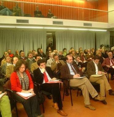 Una seduta della conferenza dei sindaci 