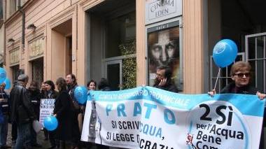 Una manifestazione per il sì