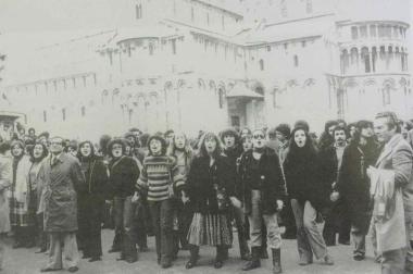 Al centro in un corteo femminista degli anni&nbsp;70 