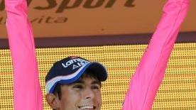 Ulissi dopo la vittoria della tappa rosa