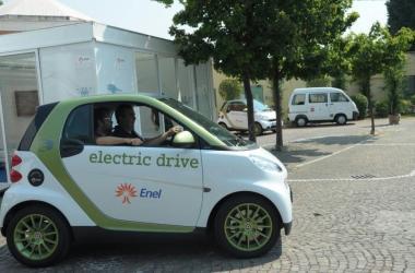 Una smart elettrica provata durante il precedente convegno di Green City Energy