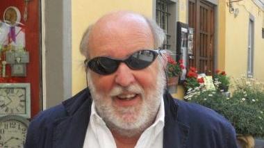 L’assessore Marco Chiari e i lavori sull’ingresso destro della porta (dalla rotonda del Giannotti)