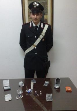 Con l'eroina alla stazione nei guai due rosignanesi