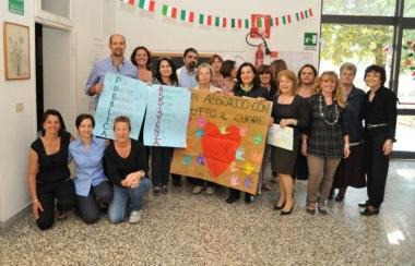 Nicola Di Paco, presidente dellAssistenza di Rosignano con alcuni componenti della coop Contesto Infanzia 