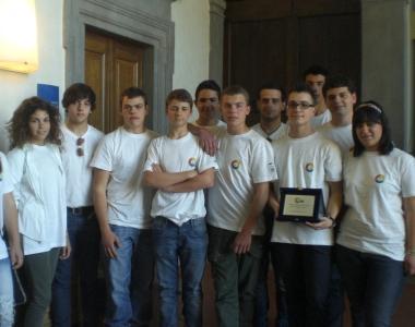 Foto di gruppo degli studenti partecipanti ai campionati della chimica 