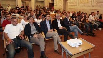 Il pubblico presente alla proclamazione del vincitore del quinto premio intitolato a Emiliano Del Rosso