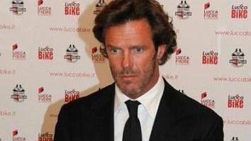 <b>RE LEONE.</b> Mario Cipollini protagonista della Gran Fondo a Lucca