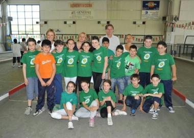 La classe 5&ordf;B della scuola Marconi di Palazzi 