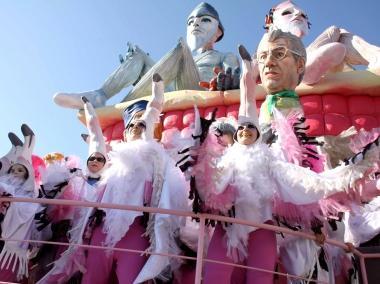 <b>CARNEVALE.</b> Una sfilata del corso mascherato 