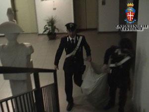 Prostitute e merce contraffatta nel network delle case in affitto
