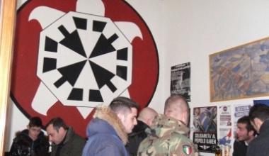 Casa Pound inaugura la sede, un sabato di contestazioni