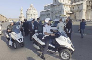 I veicoli elettrici in piazza dei Miracoli 