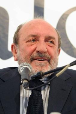 Il corpo e l'anima nella terra della sera la lectio di Galimberti